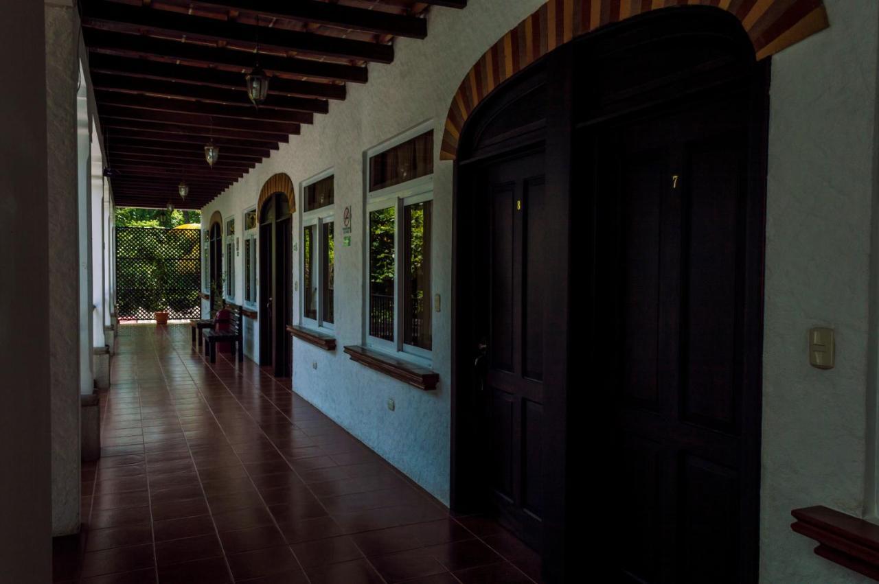 Casa Bourbon Hotel Retalhuleu Dış mekan fotoğraf